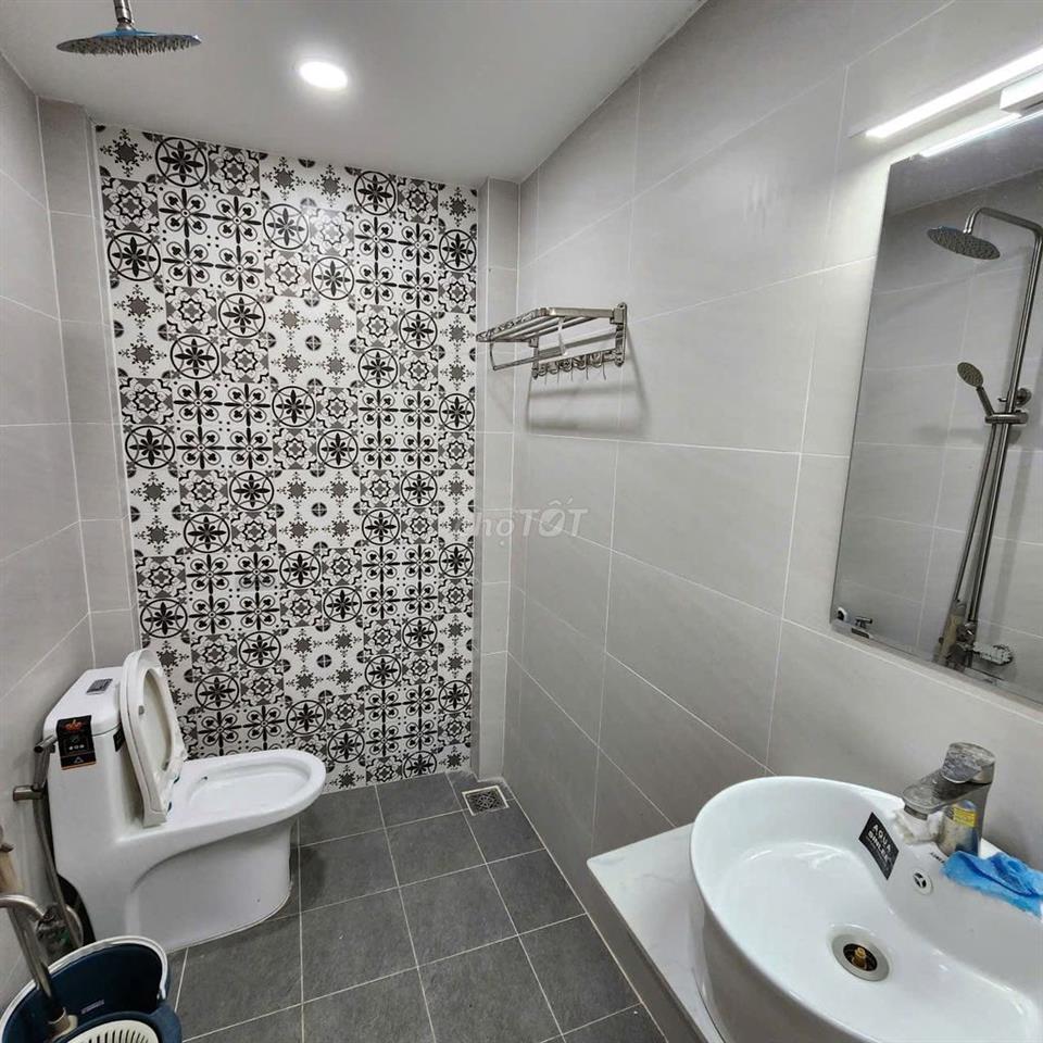Cho thuê nhà mới Ngô Tất Tố, 4 tầng, 4 x 20m, hẻm xe hơi, chỉ 21tr