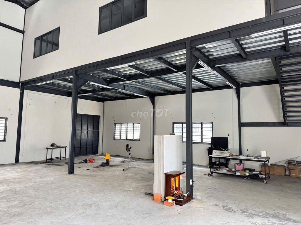 Cho thuê kho, xưởng Tên Lửa - 20 x 28m ( DTSD: 600m2 ) - 2 tầng 3pn