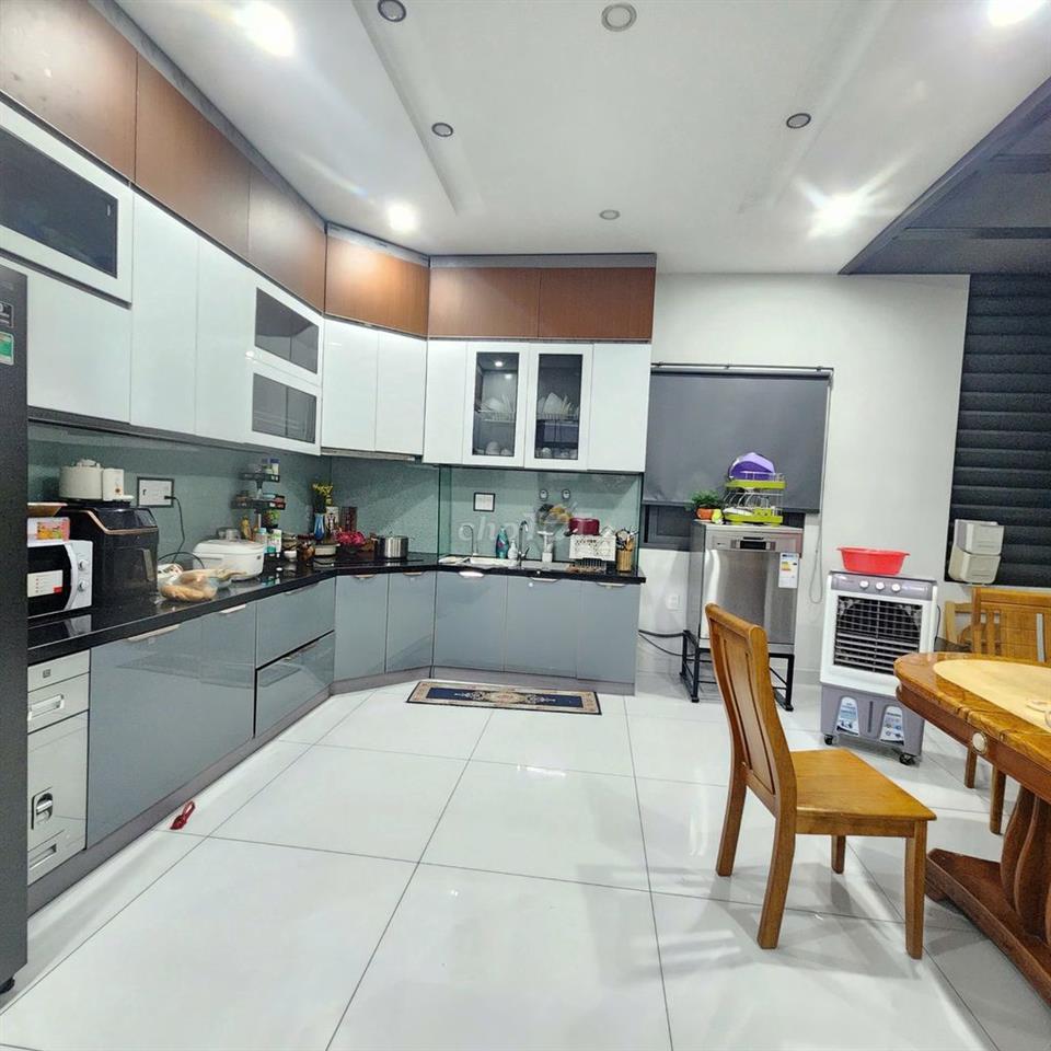 Mình cho thuê sàn văn phòng TL10 & Lê Đình Cẩn, 6 x 14m, chỉ 6tr