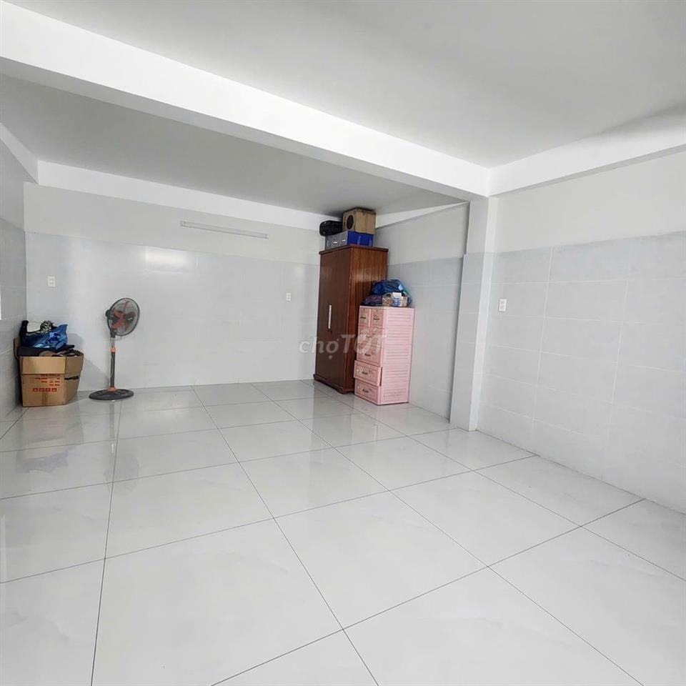 Cho thuê văn phòng Tl10 & Lê Đình Cẩn, 4.5m x 8m, chỉ 4tr/tháng