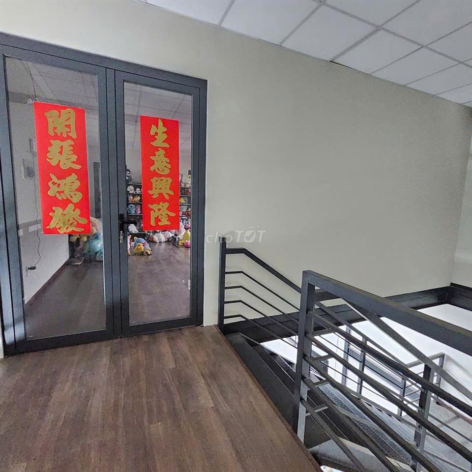Cho thuê kho, xưởng ngay AEON Bình Tân - 20 x 23m - 3pn 2vs – HXT