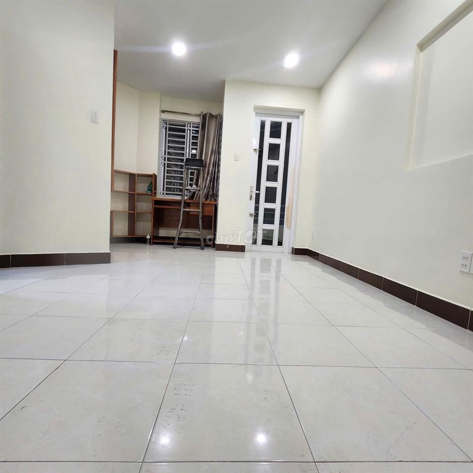 Cho thuê nhà Hòa Hảo – Nhà mới – 4 tầng – 6m x 10m