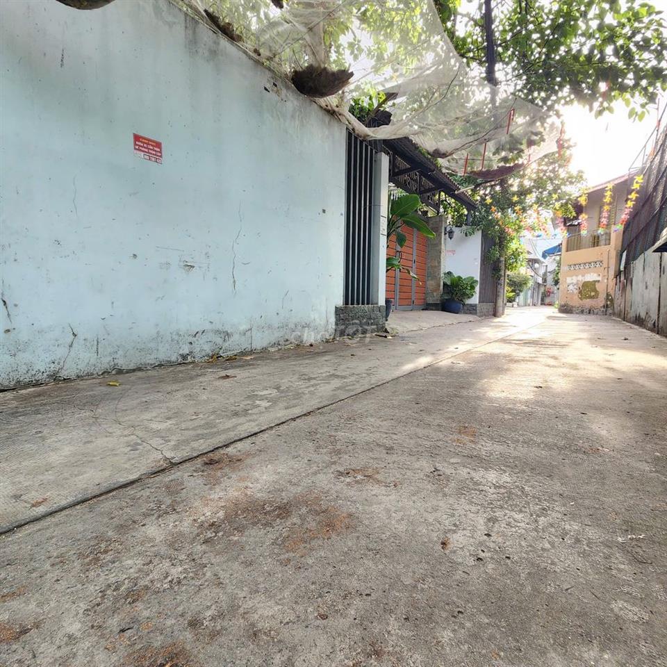 Cho thuê nhà Lũy Bán Bích, 2 tầng, 5 x 16m, chỉ 10tr/tháng