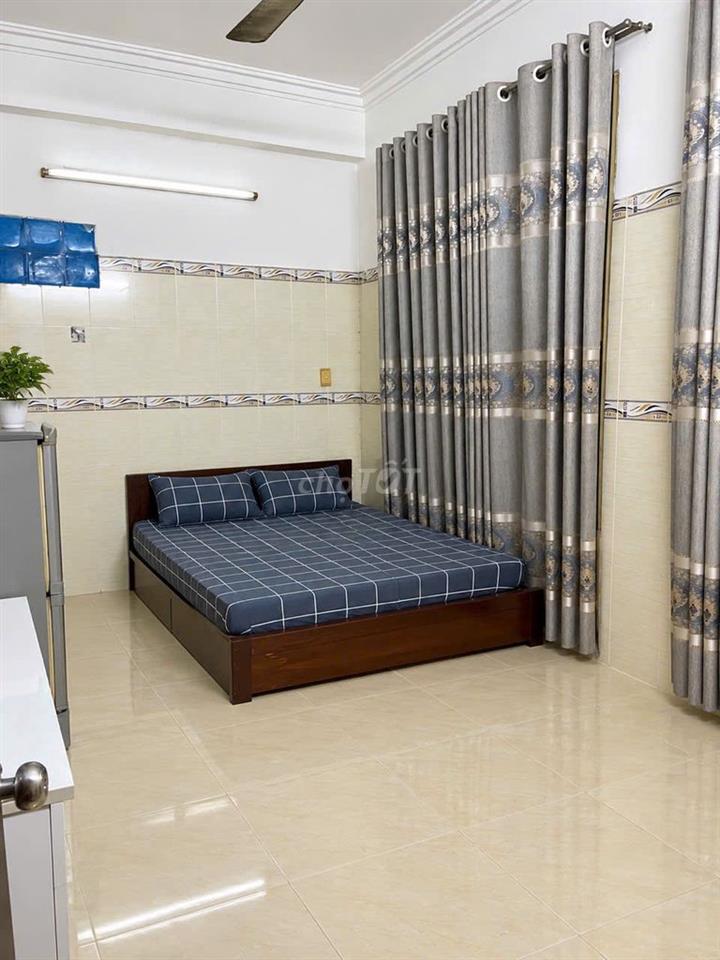 Cần sang nhượng 2 tòa nhà CHDV mặt tiền tên lửa, 17pn, full nội thất