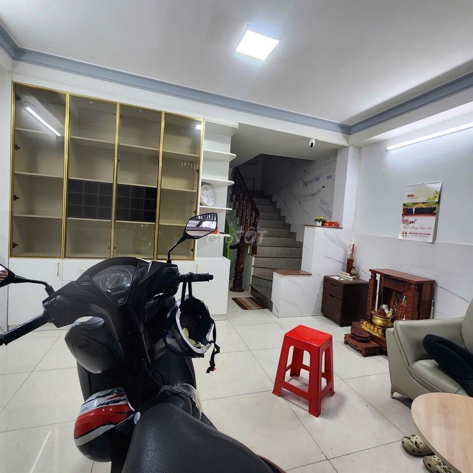 Cho thuê nhà Nguyễn Đình Khơi ô tô thông, 4 tầng, KD đa ngành