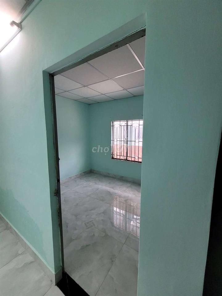 NHÀ RỘNG 170M SÂN RỘNG 3PN ĐƯỜNG LỚN XE CONT GẦN NGÃ 4 BÌNH PHƯỚC