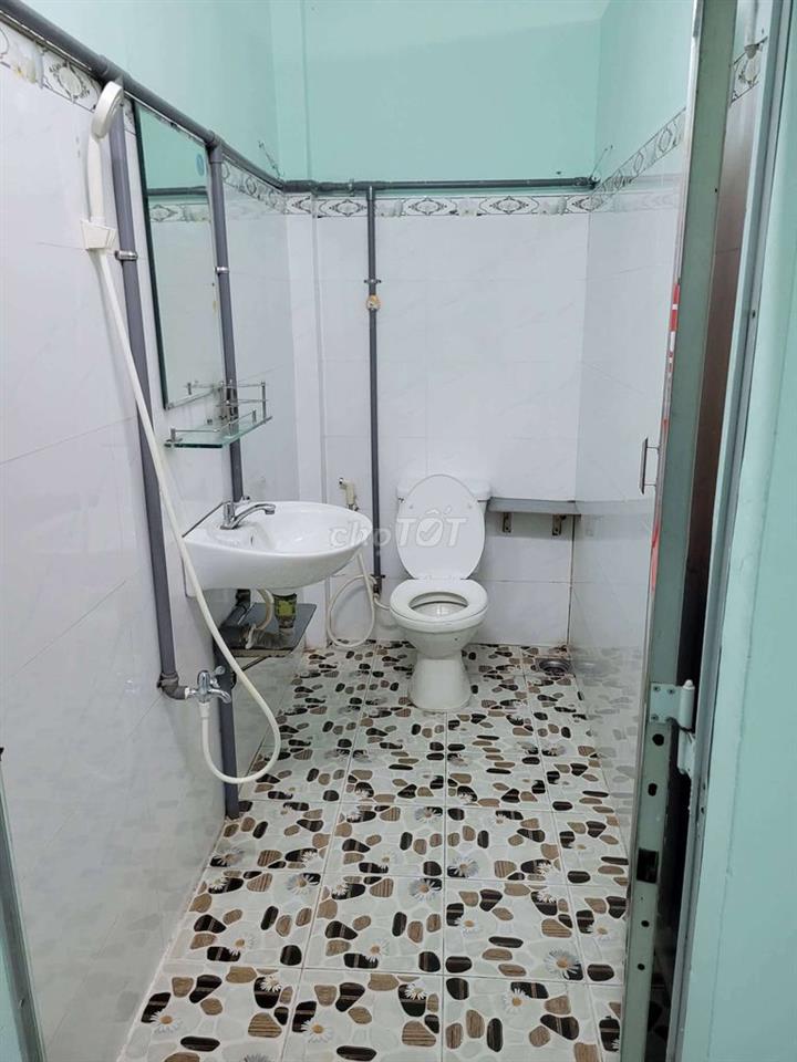 NHÀ RỘNG 170M SÂN RỘNG 3PN ĐƯỜNG LỚN XE CONT GẦN NGÃ 4 BÌNH PHƯỚC