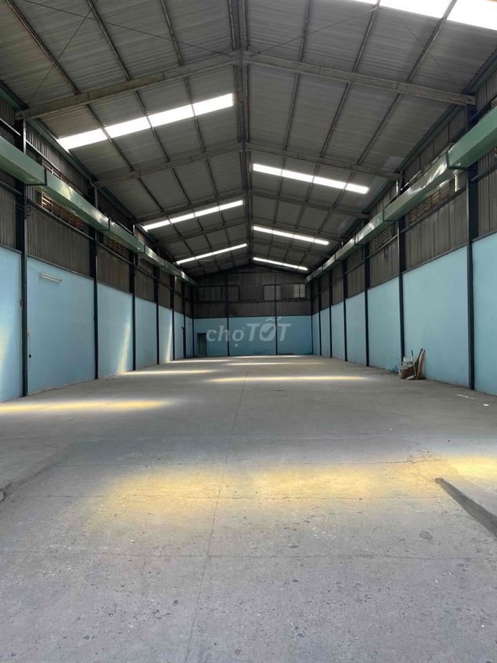 KHO XƯỞNG 440m TRẦN CAO 3 PHA VP NGAY GẦN CHỢ ĐẦU MỐI