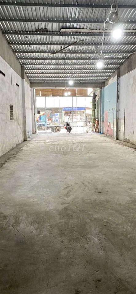 KHO 140m2 TRONG CHỢ ĐẦU MỐI CONT TẬN NƠI