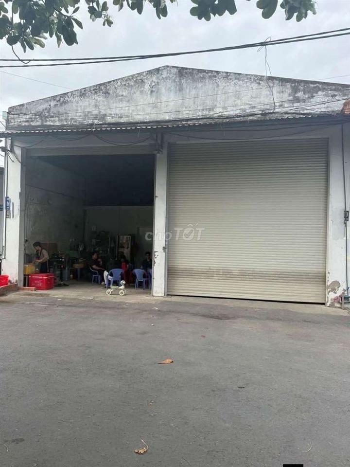 KHO XƯỞNG 200M XE CONT NGAY VẠN PHÚC QL 13
