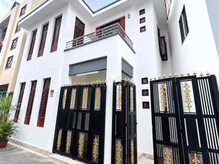 🔥Cho Thuê Villa Ngang 10m, Đường Lê Quang Định, P5, Bình Thạnh