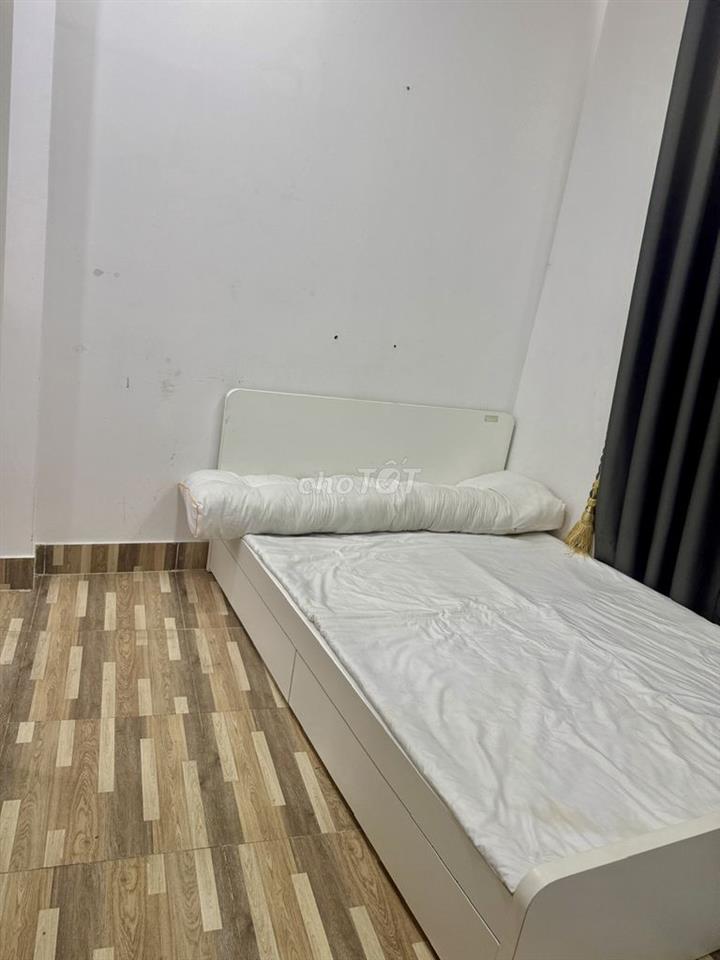 Nhà phú nhuận cho thue nguyên căn 