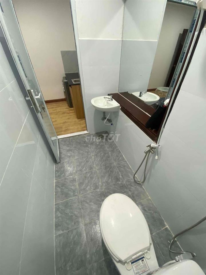 nhà 10phòng 10wc có hợp tác