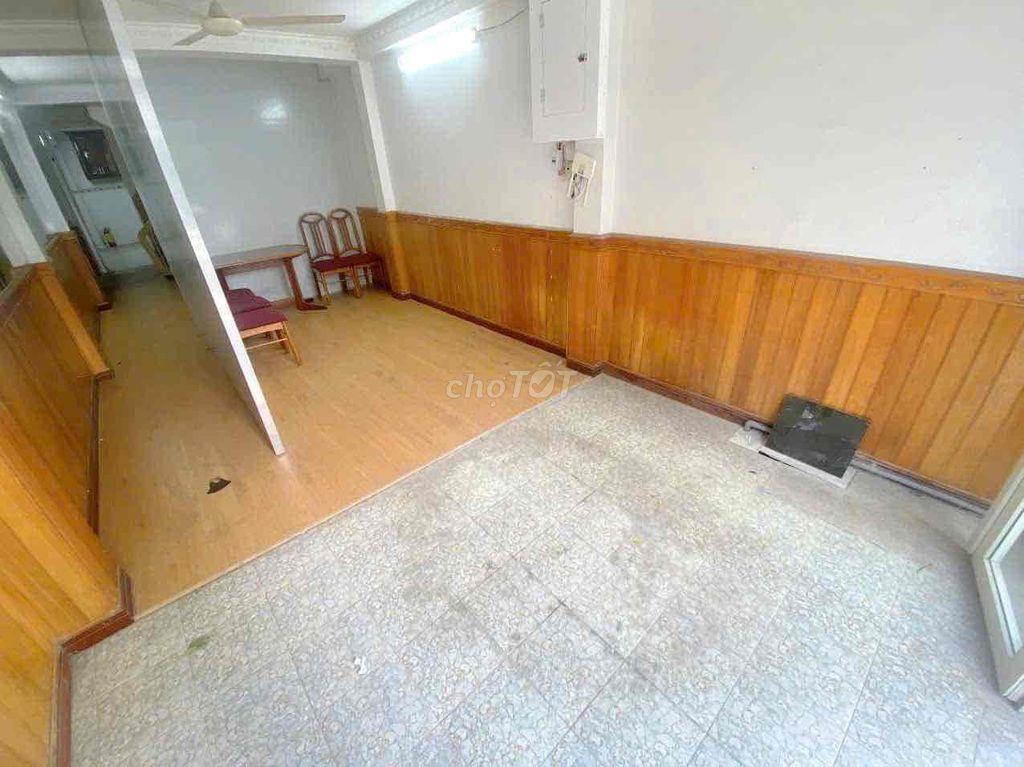 mb gần ngã ba Nguyễn văn cừ - P Văn trị