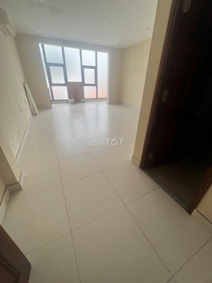 Mặt Tiền Nguyễn Bỉnh Khiêm Q1 – 1 Trệt 3 Lầu ST 