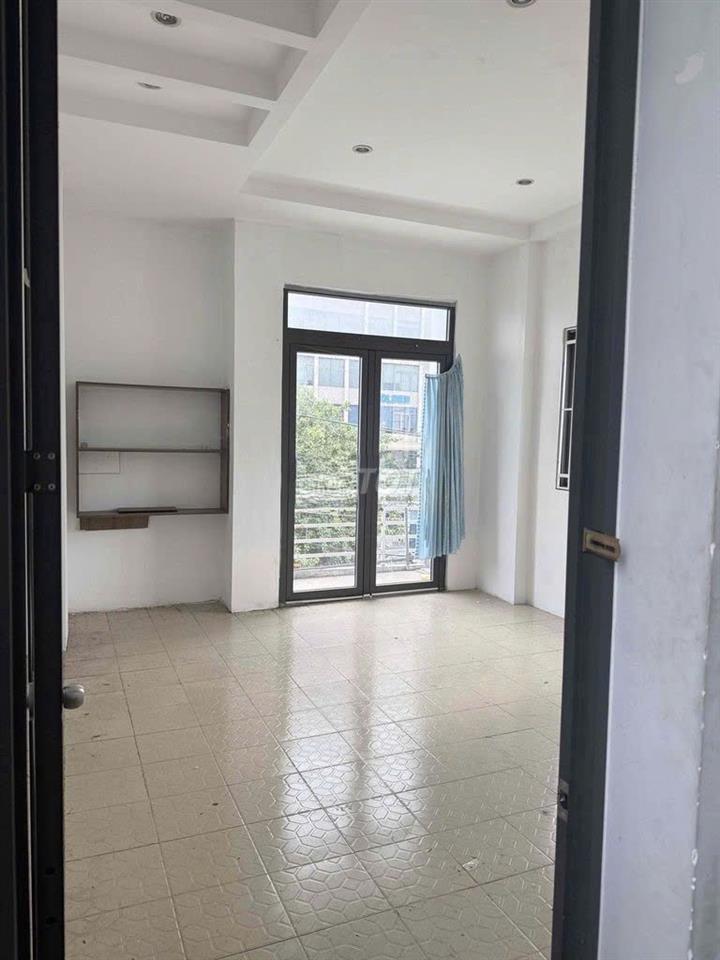 Cho thuê nhà nguyên căn mặt tiền Ung Văn Khiêm, P.25, Q. Bình Thạnh