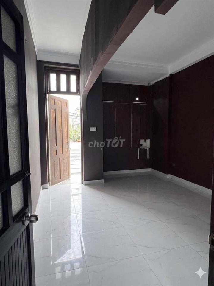 Cho thuê nhà nguyên căn mặt tiền Ung Văn Khiêm, P.25, Q. Bình Thạnh