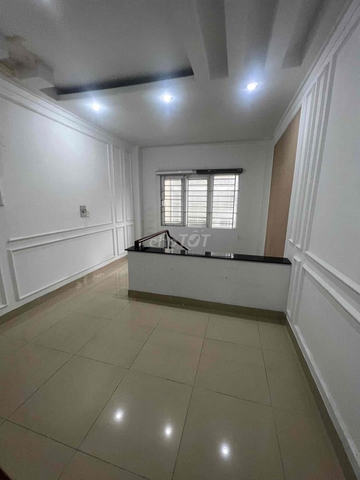 cho thuê nguyên căn.30tr đường nguyễn văn thương .Bình thạnh.4x16( 3 l