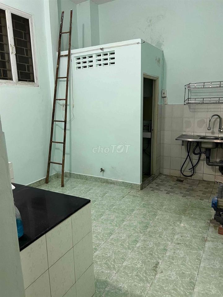 Cần Cho thuê Nhà hẻm xe hơi