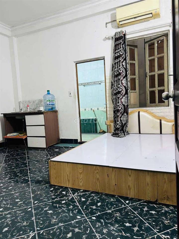 PHÒNG TRỌ CỘNG HÒA