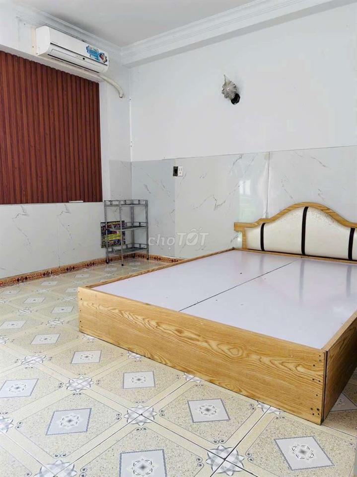 PHÒNG TRỌ CỘNG HÒA