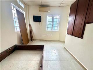 Sát MT - Hồ Xuân Hương - Bình Thạnh ( 4PN - nội thất cơ bản )