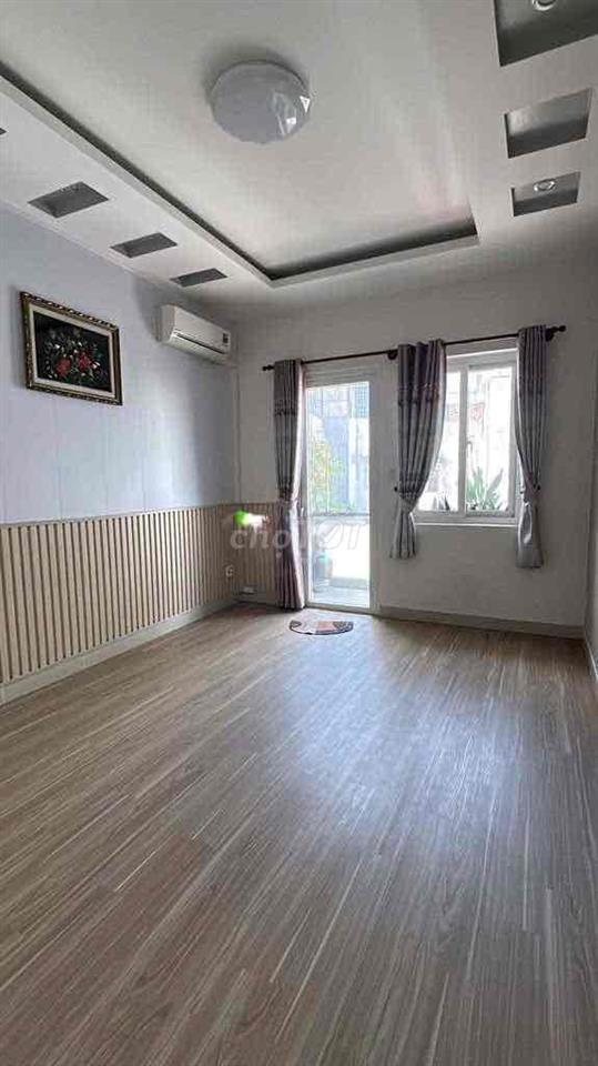 NC P11. tân bình 5pn 5wc - HXH - có sân thượng
