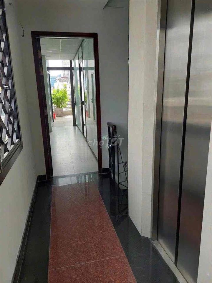 2 MT yersin . Q1 . 1 trệt 6 lầu 10pn - thang máy- kd cải tạo tự do