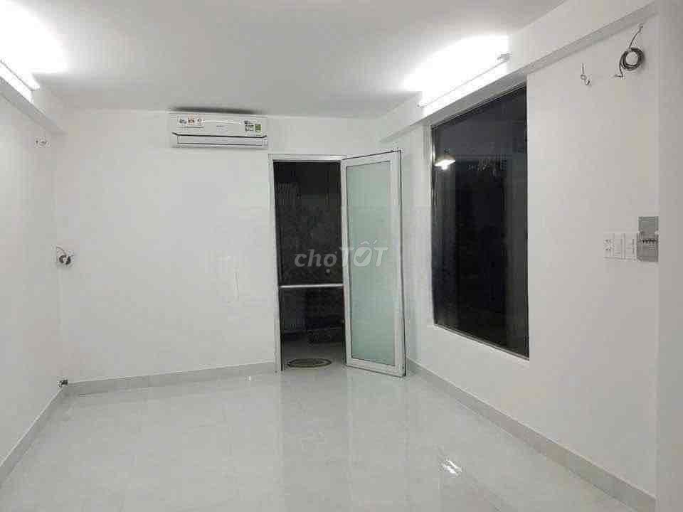 Sát mặt tiền cao đạt  - 3pn - kd tự do - full máy lạnh