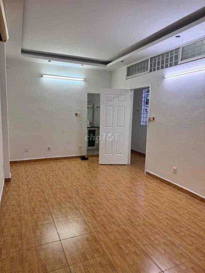 NC mặt tiền Lê Lăng . Tân phú - ( 4,5x22 ) 1 trệt 3 lầu