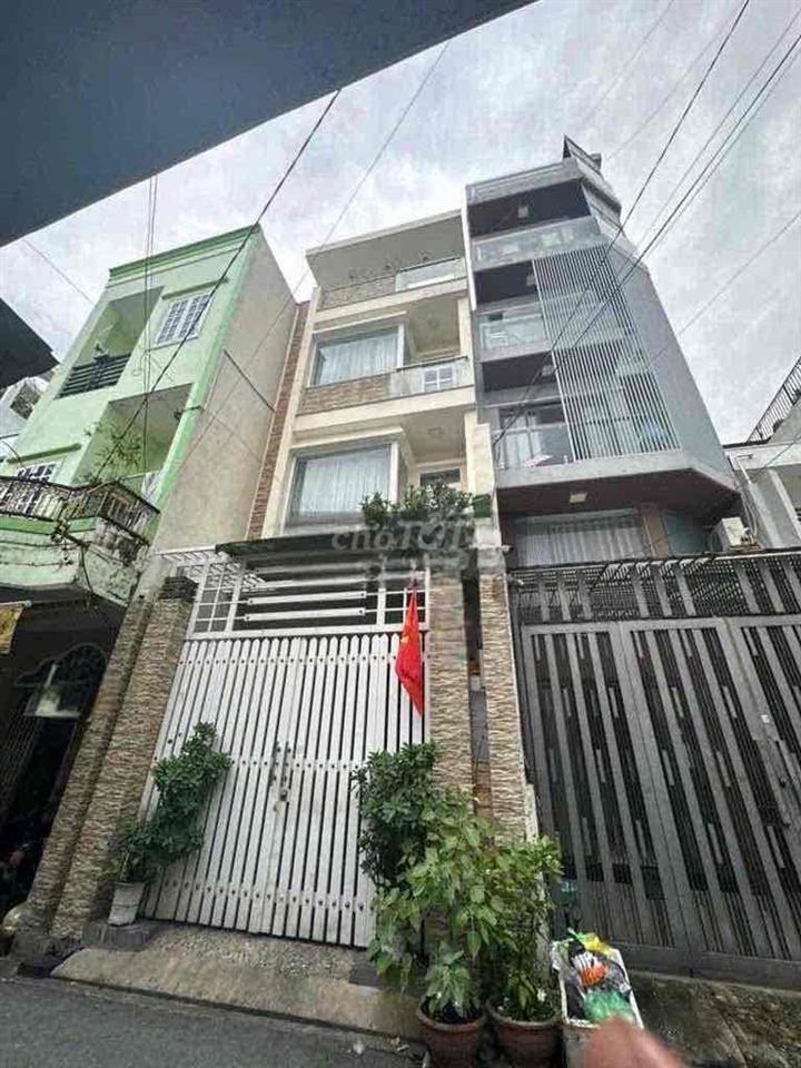 NC CMT8. Tân bình ( full máy lạnh ) 1 trệt 3 lầu nhà đẹp