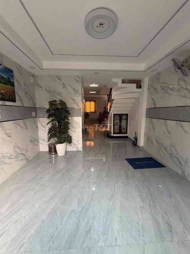 NC tân kỳ . Tân phú.( hầm , lửng , 5 lầu , thang máy ) sơn mới