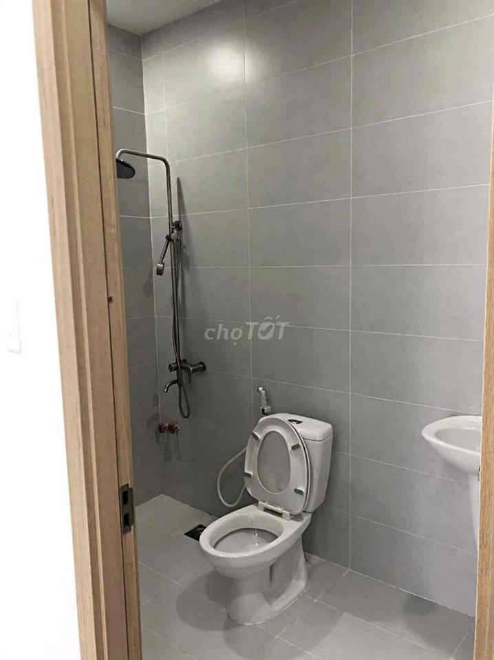 NHÀ MẶT TIỀN KÊNH TÂN HOÁ NGANG 4M5 2 LẦU