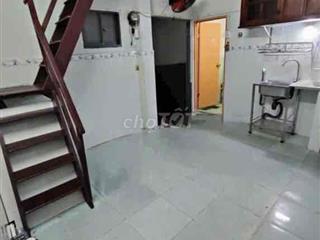 NHÀ 1 TRỆT 1 LẦU CÓ MÁY LẠNH CÁCH MẠNG THÁNG TÁM Q3