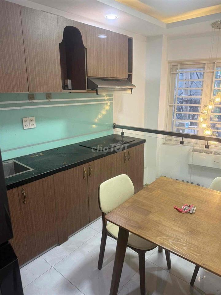 NHÀ 5 TẦNG HẺM XE HƠI NGUYỄN THỊ MINH KHAI Q3
