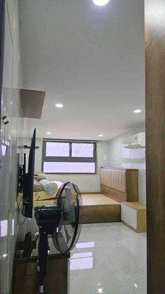 NHÀ 3 TẦNG MỚI NGUYỄN THỊ MINH KHAI FULL NỘI THẤT Q3