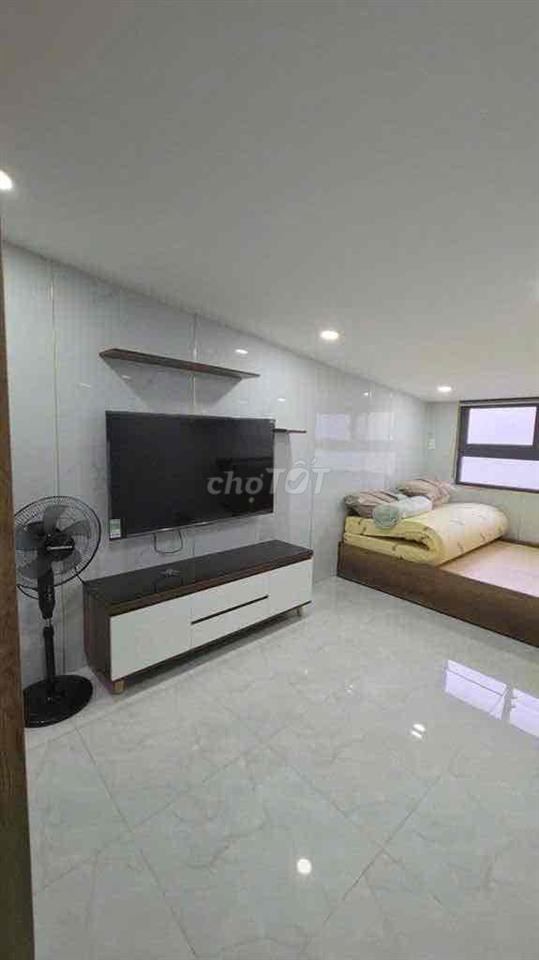 NHÀ 3 TẦNG MỚI NGUYỄN THỊ MINH KHAI FULL NỘI THẤT Q3