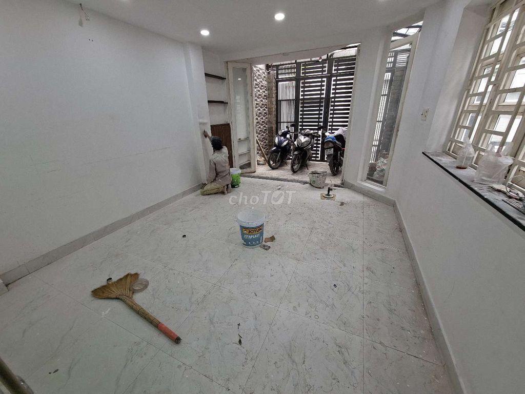 MẶT BẰNG GÓC 2 MẶT TIỀN HẺM 766 CMT8 