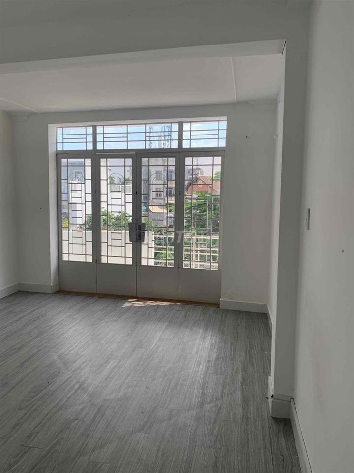 Cho thuê Nhà HXT, hướng chính Nam, đường Nơ Trang Long, p12, q. Bình T