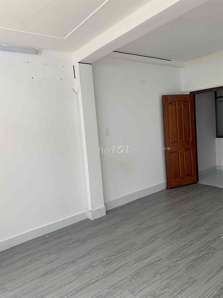 Cho thuê Nhà HXT, hướng chính Nam, đường Nơ Trang Long, p12, q. Bình T