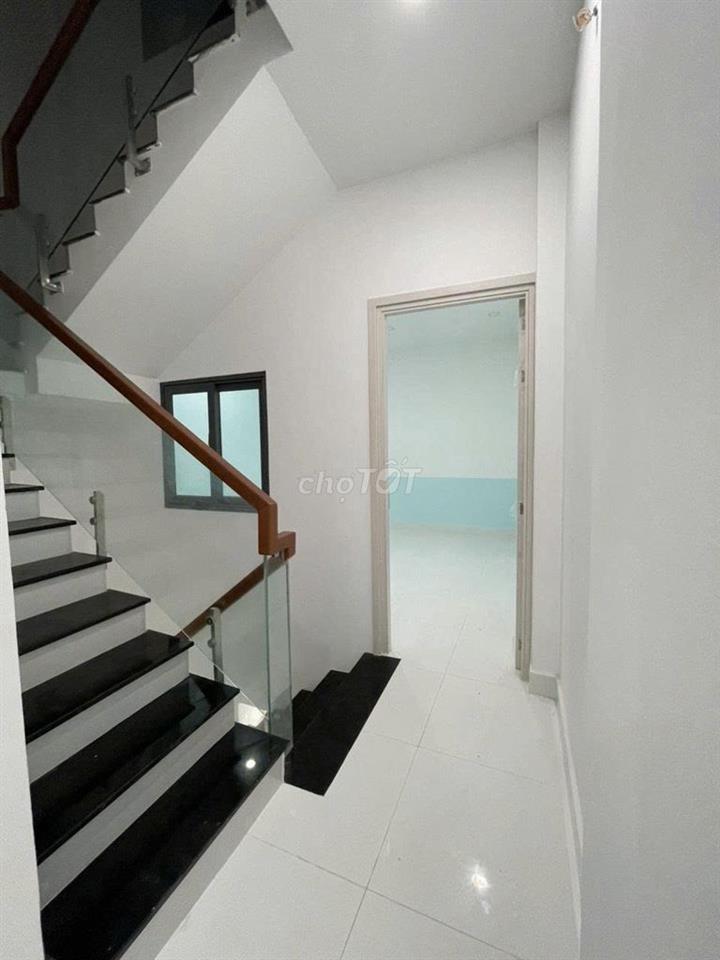 🏠 **CHO THUÊ NHÀ HXH ĐỐI DIỆN LOTTE – 5PN, HƠN 160M², ST THOÁNG ĐẸP**