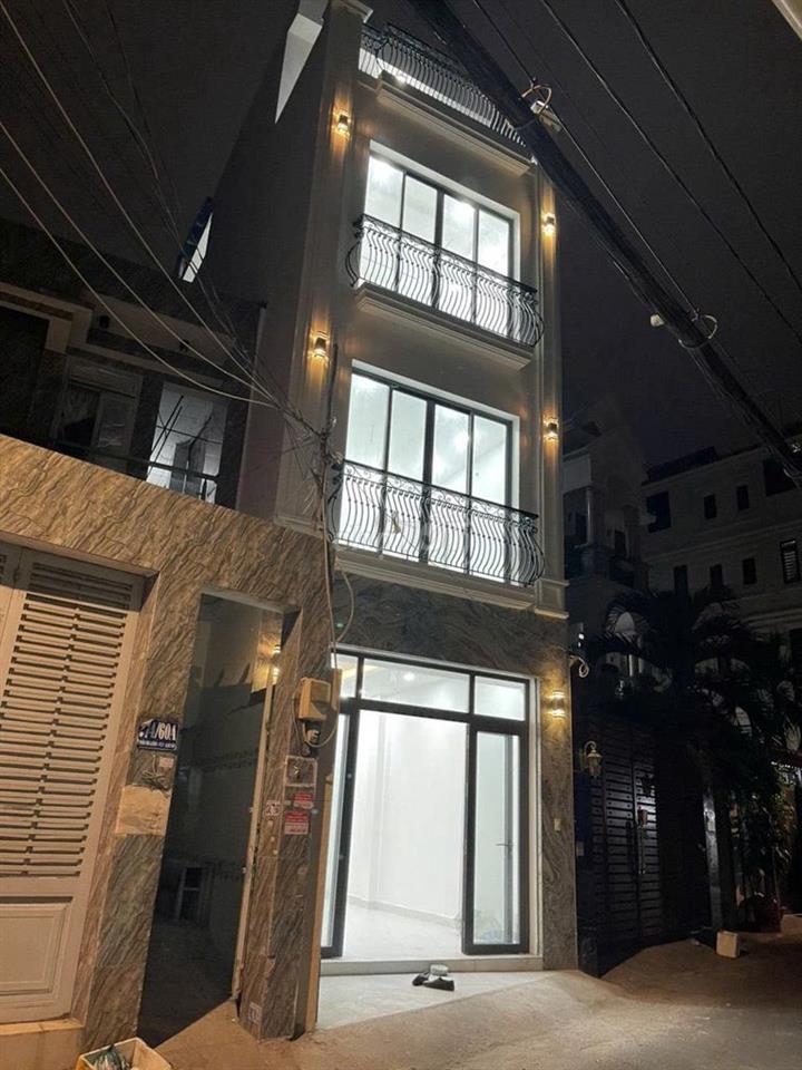🏠 **CHO THUÊ NHÀ HXH ĐỐI DIỆN LOTTE – 5PN, HƠN 160M², ST THOÁNG ĐẸP**