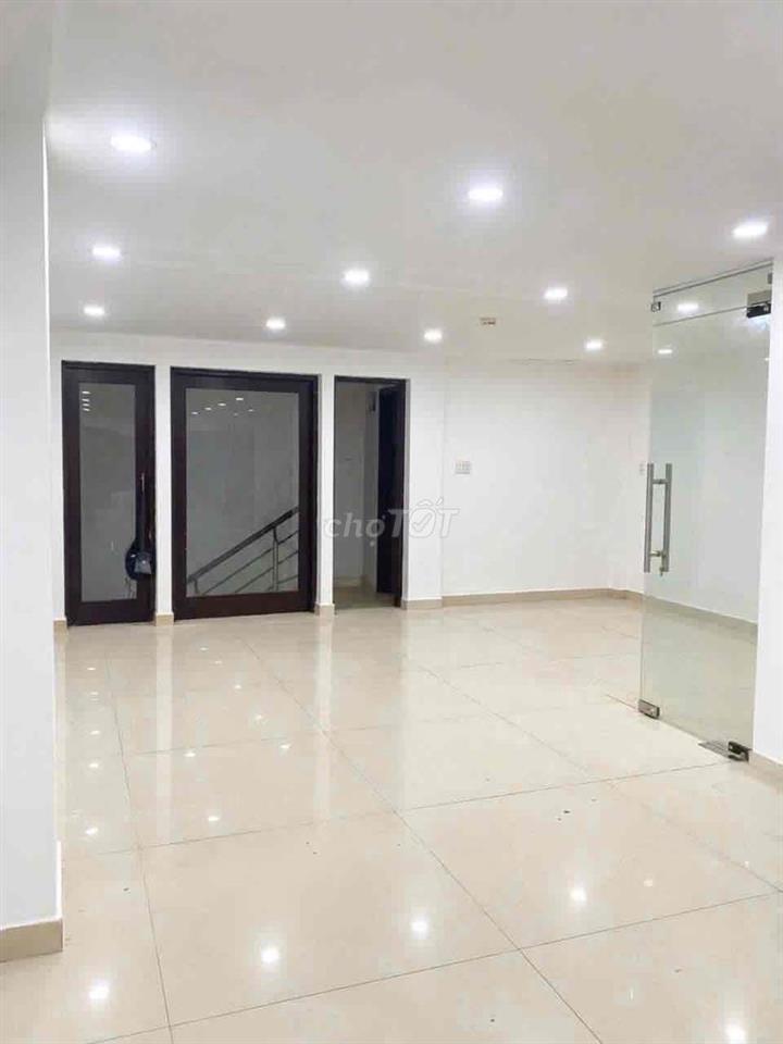 CHO THUÊ NHÀ NGUYÊN CĂN SIÊU RỘNG, THANG MÁY – HỒNG HÀ, TÂN BÌNH