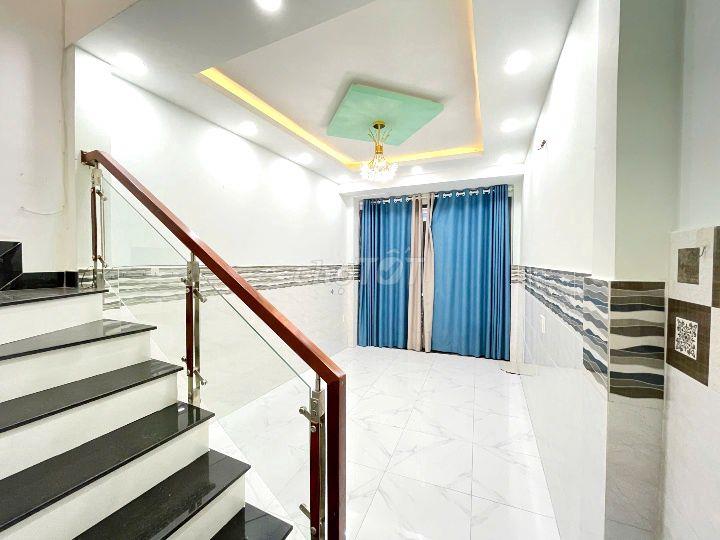 NHÀ ĐẸP 1 LẦU 2PN VÕ DUY NINH SÁT QUẬN 1