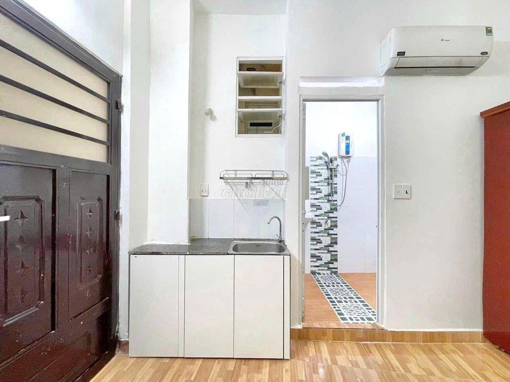 Phòng Nguyễn Kiệm  chỉ 3tr9  