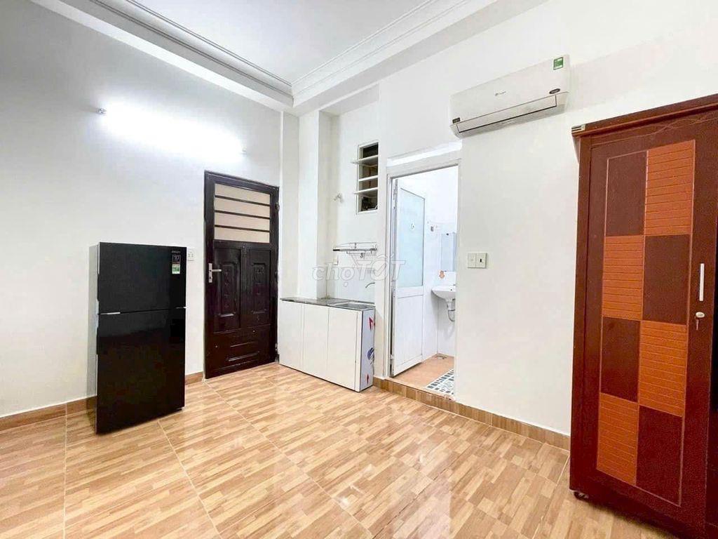 Phòng Nguyễn Kiệm  chỉ 3tr9  