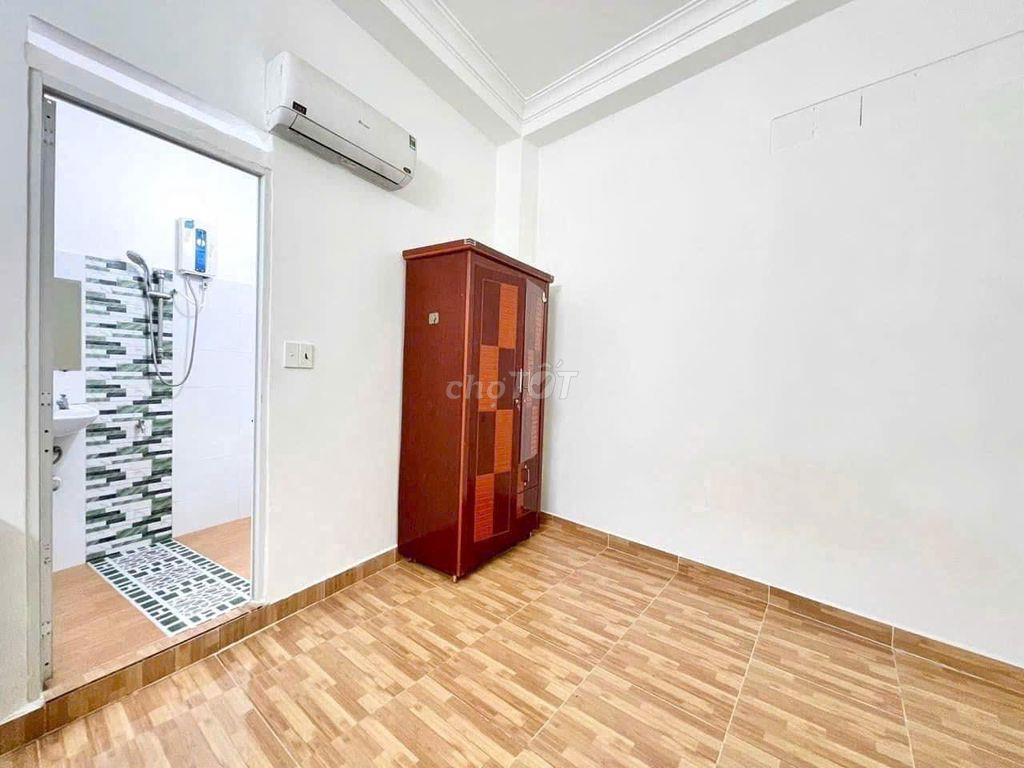 Phòng Nguyễn Kiệm  chỉ 3tr9  