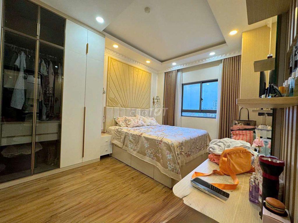 Căn Hộ khu Phan Xích Long 3 PN cao Cấp