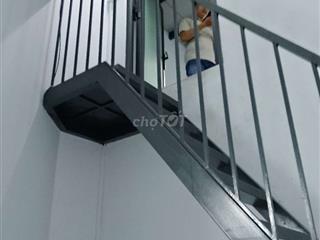 Nhà Bình Thạnh, 3pn chỉ 8 triệu 