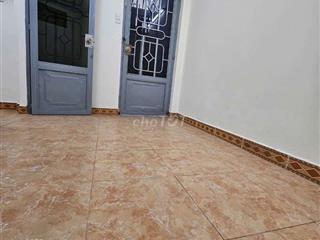 Cho thuê nhà 3pn, 3tầng, 2wc. khu bàn cờ Q3, giá chỉ 9 triệu/tháng tl